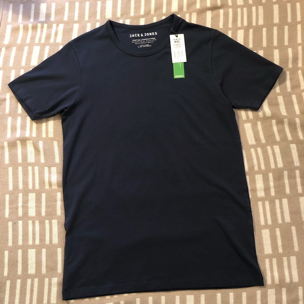 Basic O-Neck Tee - Picture 1 of 3